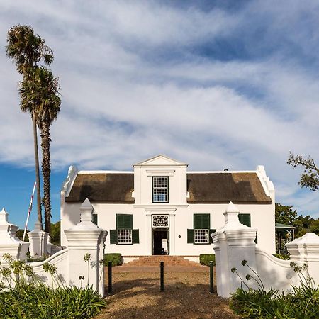 Protea Hotel By Marriott Cape Town Mowbray Екстериор снимка