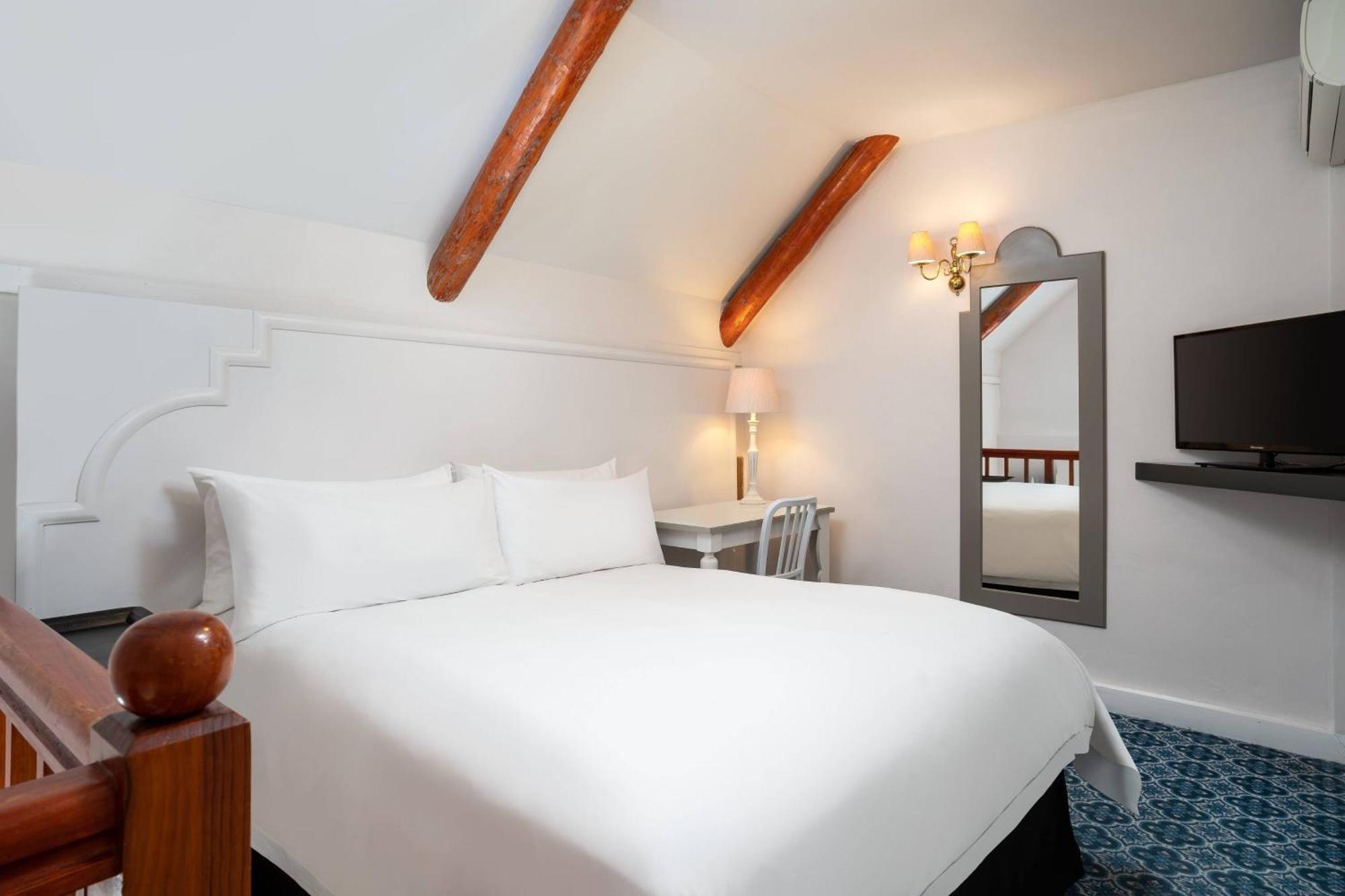 Protea Hotel By Marriott Cape Town Mowbray Екстериор снимка