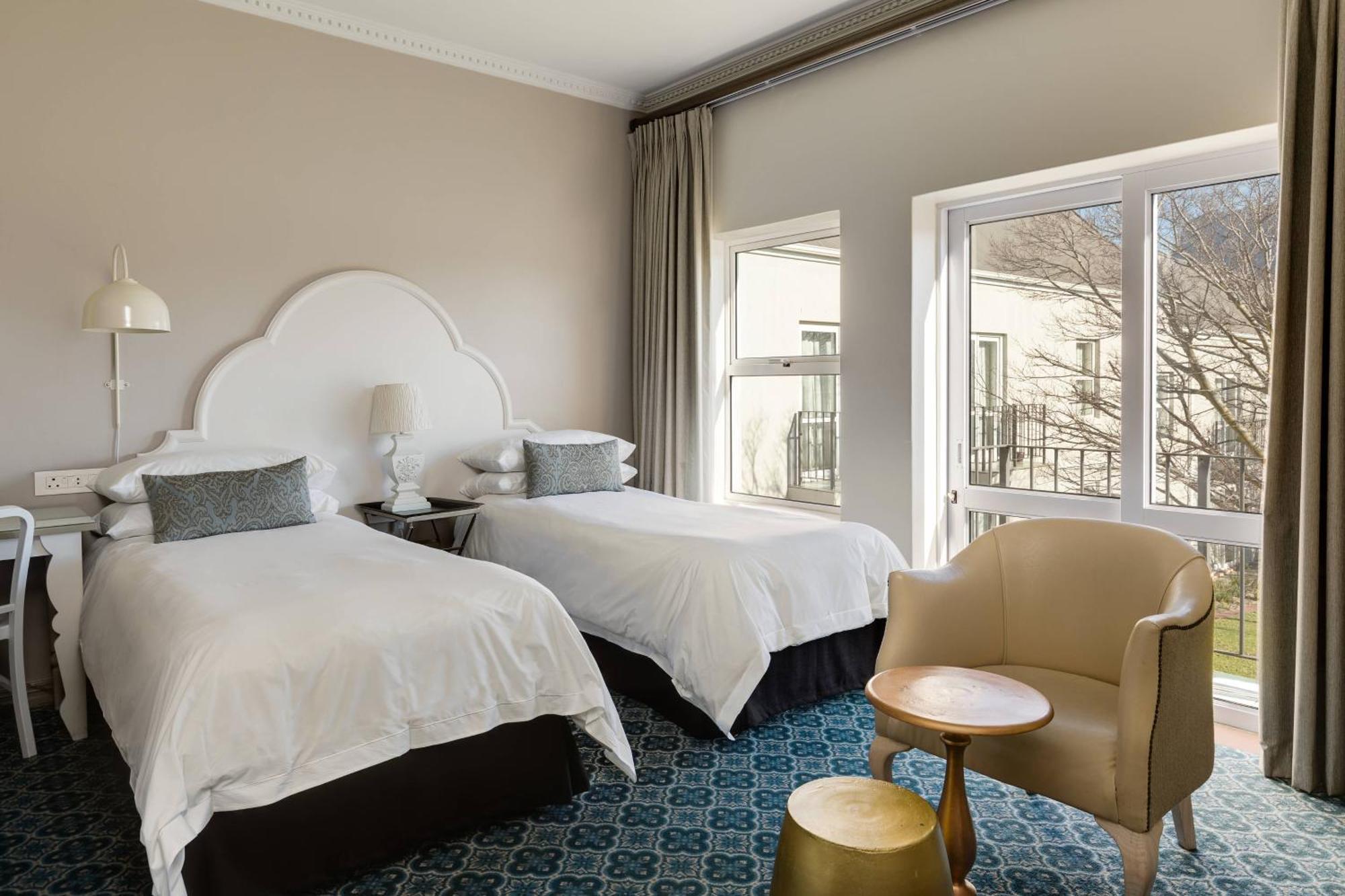 Protea Hotel By Marriott Cape Town Mowbray Екстериор снимка